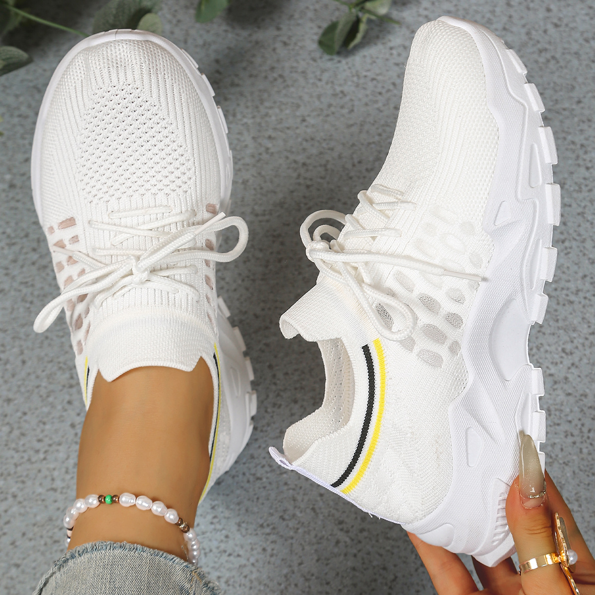 Mia | Women's Best Walking Shoes with Arch Support 2