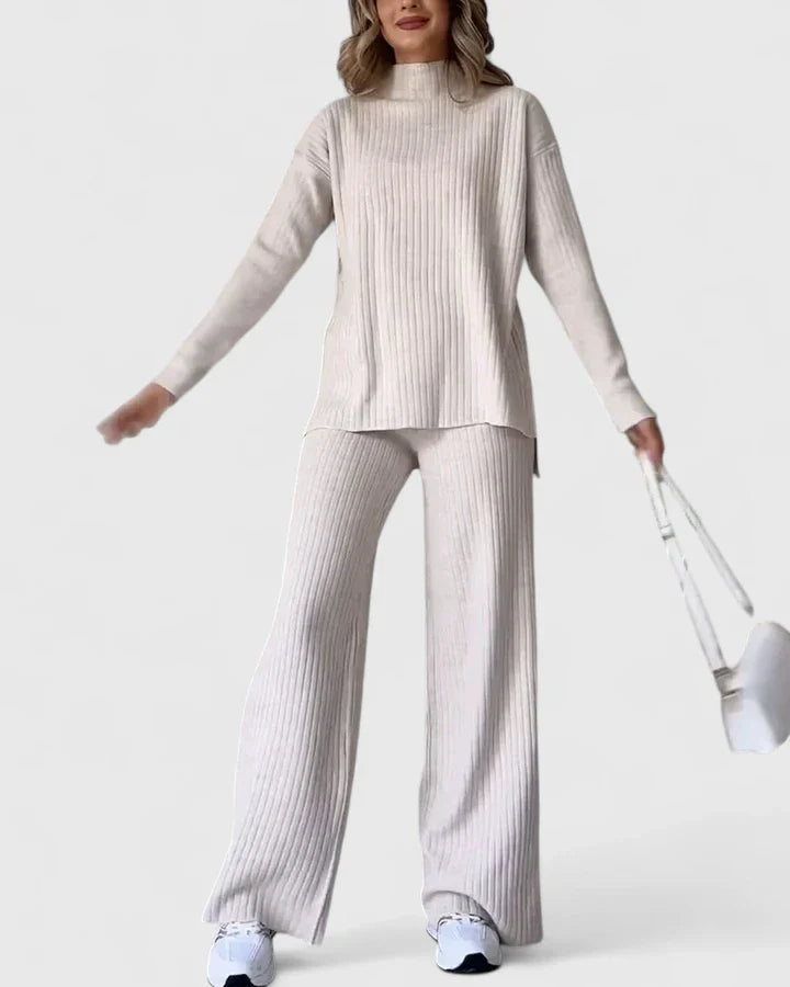 Mia | Women's Loungewear Two-Piece Set with Slit Design 2