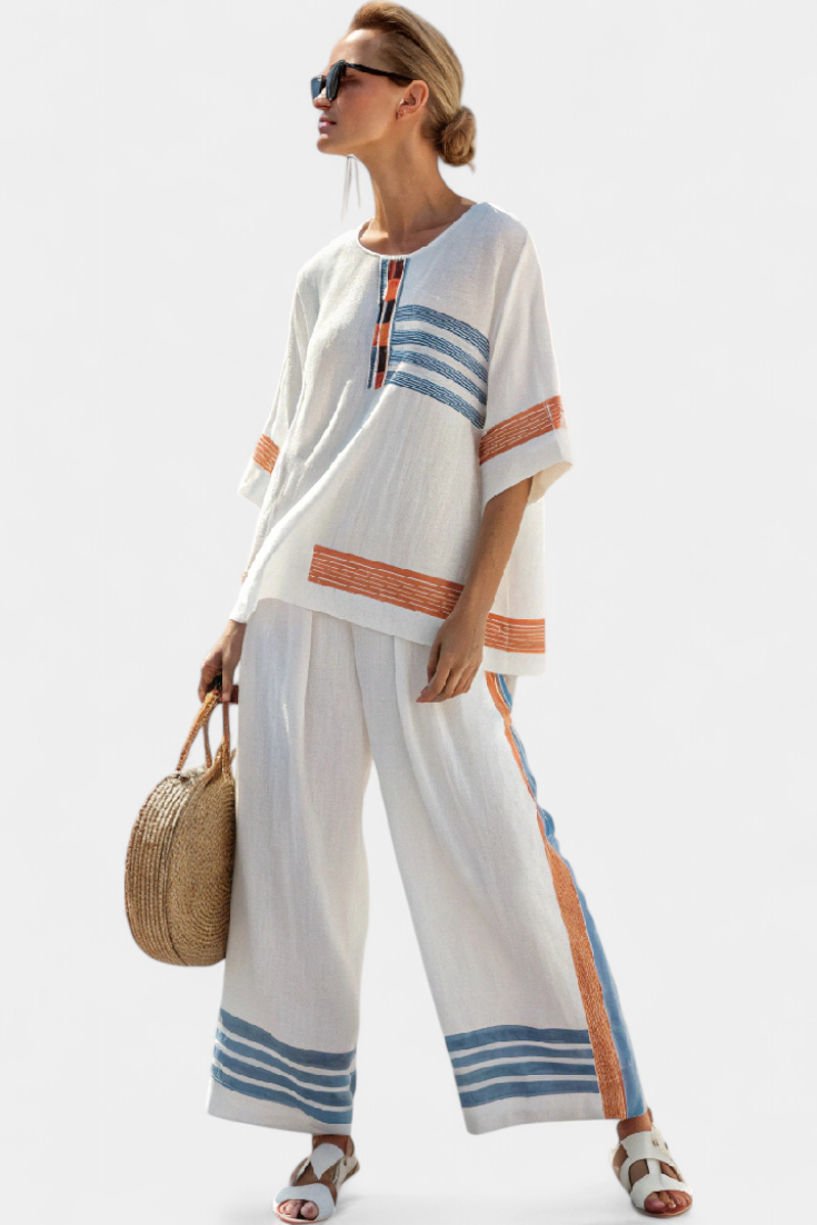 Mia | Women's Striped Blouse and Wide-Leg Pants Set 0