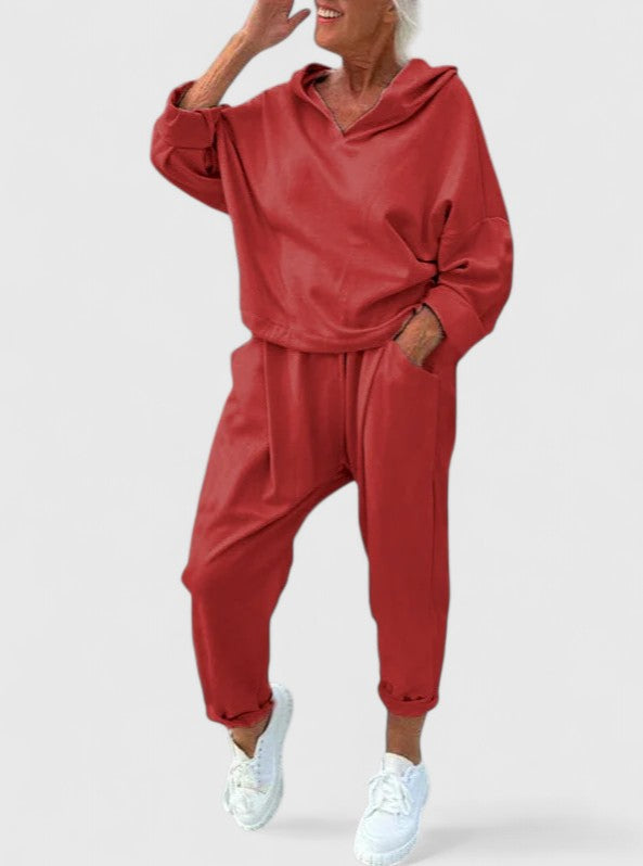 Samantha | Women's Comfortable Hooded Sweatshirt Set 2