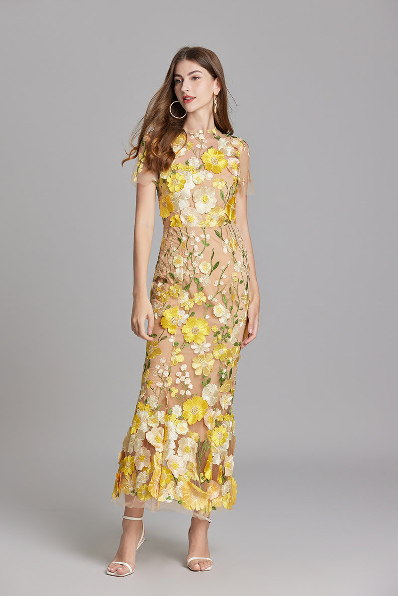 Women's Midi Dress Floral Detail V-Neck Short Sleeve
