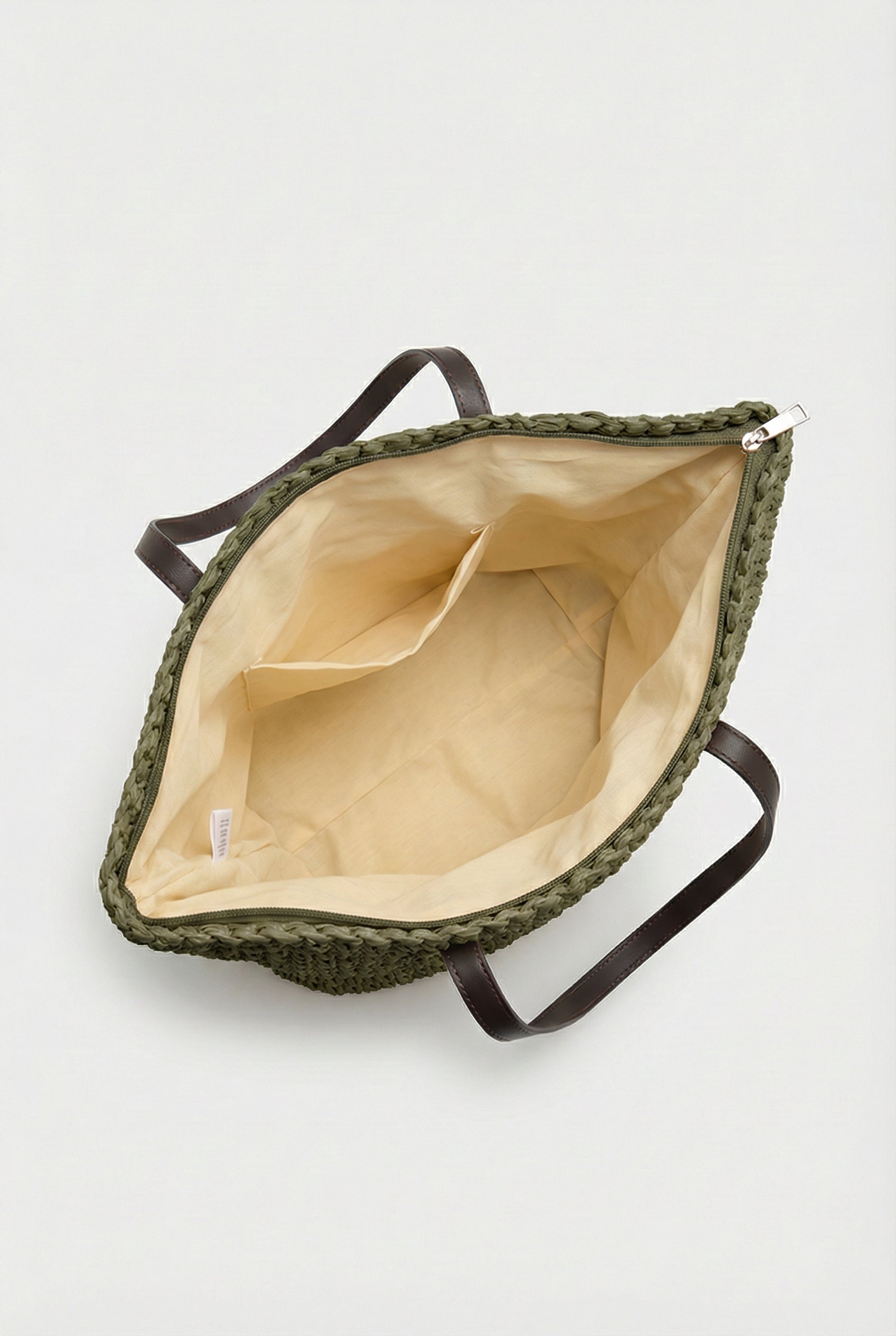 Women Tote Bag Woven Fabric Lightweight Spacious Eco-Friendly Design for Beach or Daily Use