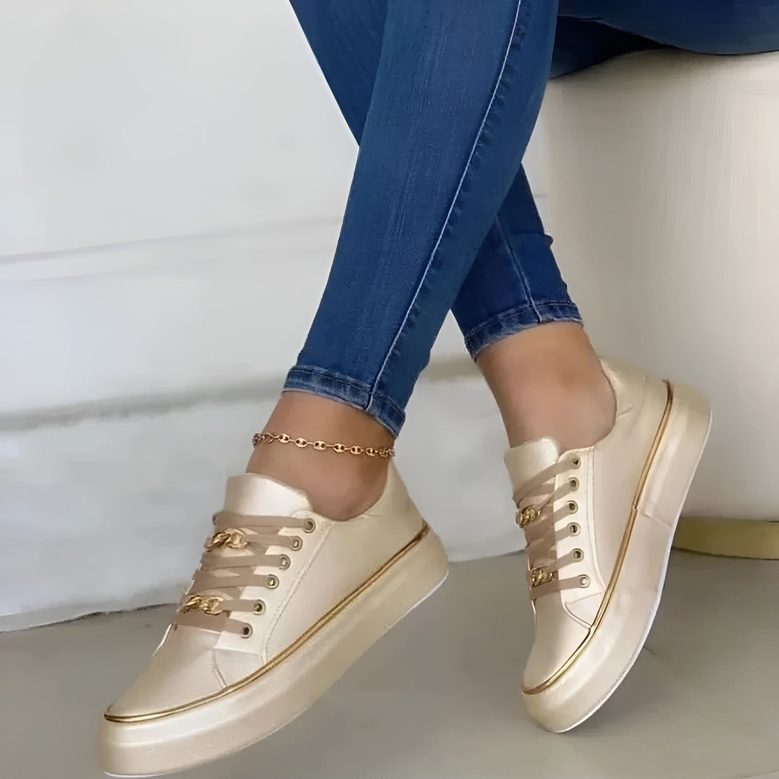 Ava | Women's Sneakers with Orthopedic Support 4