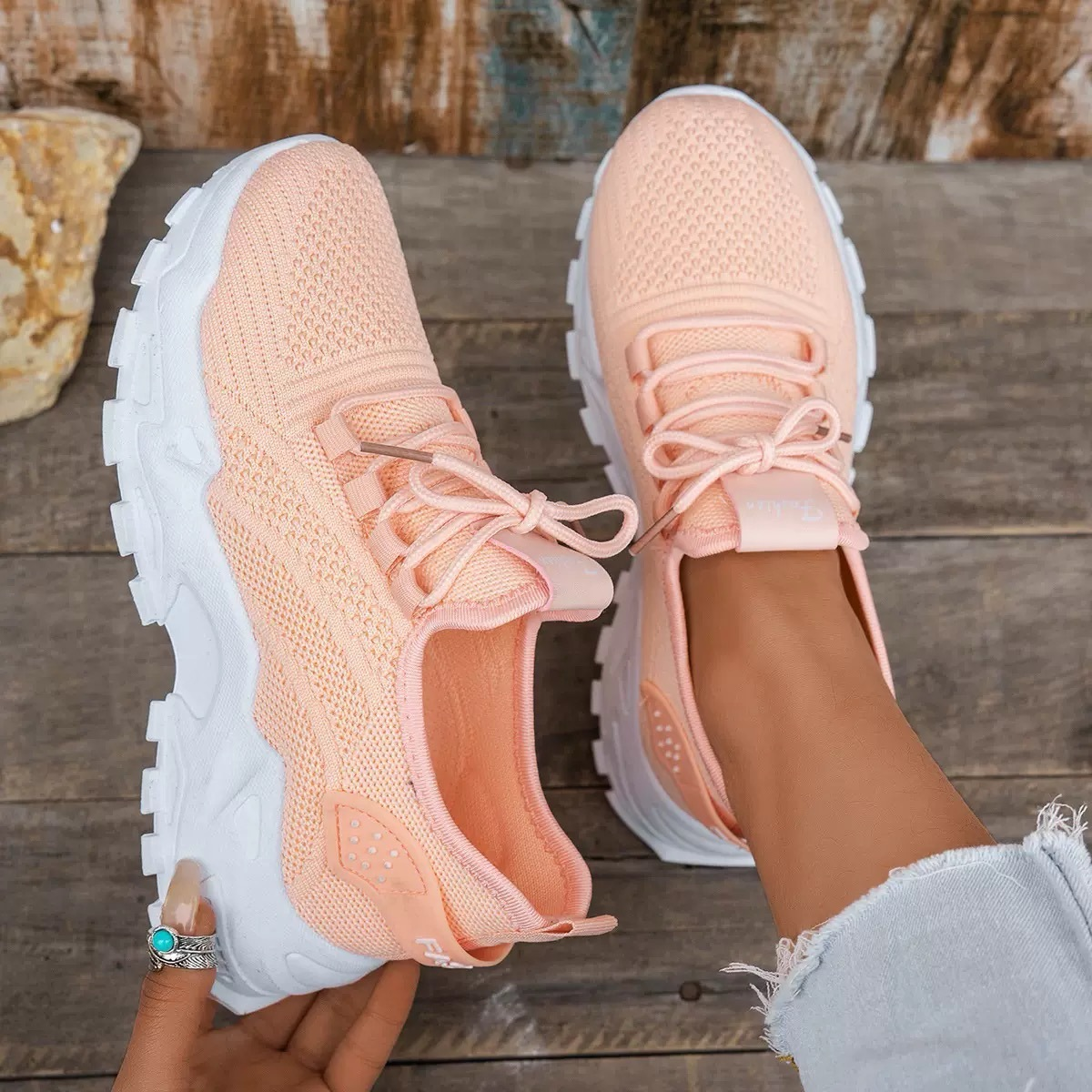 Mia | Women's Best Walking Shoes with Arch Support 4
