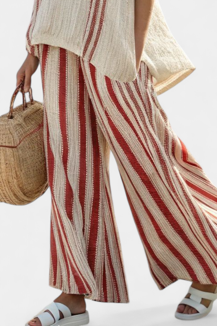 Mia | Women's Textured Two-Piece Set with Stripes 3