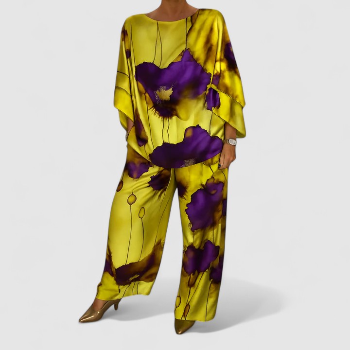 Mia | Women's Two Piece Set with Luxurious Sheen 4