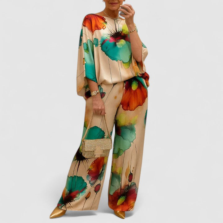 Mia | Women's Two Piece Set with Luxurious Sheen 6