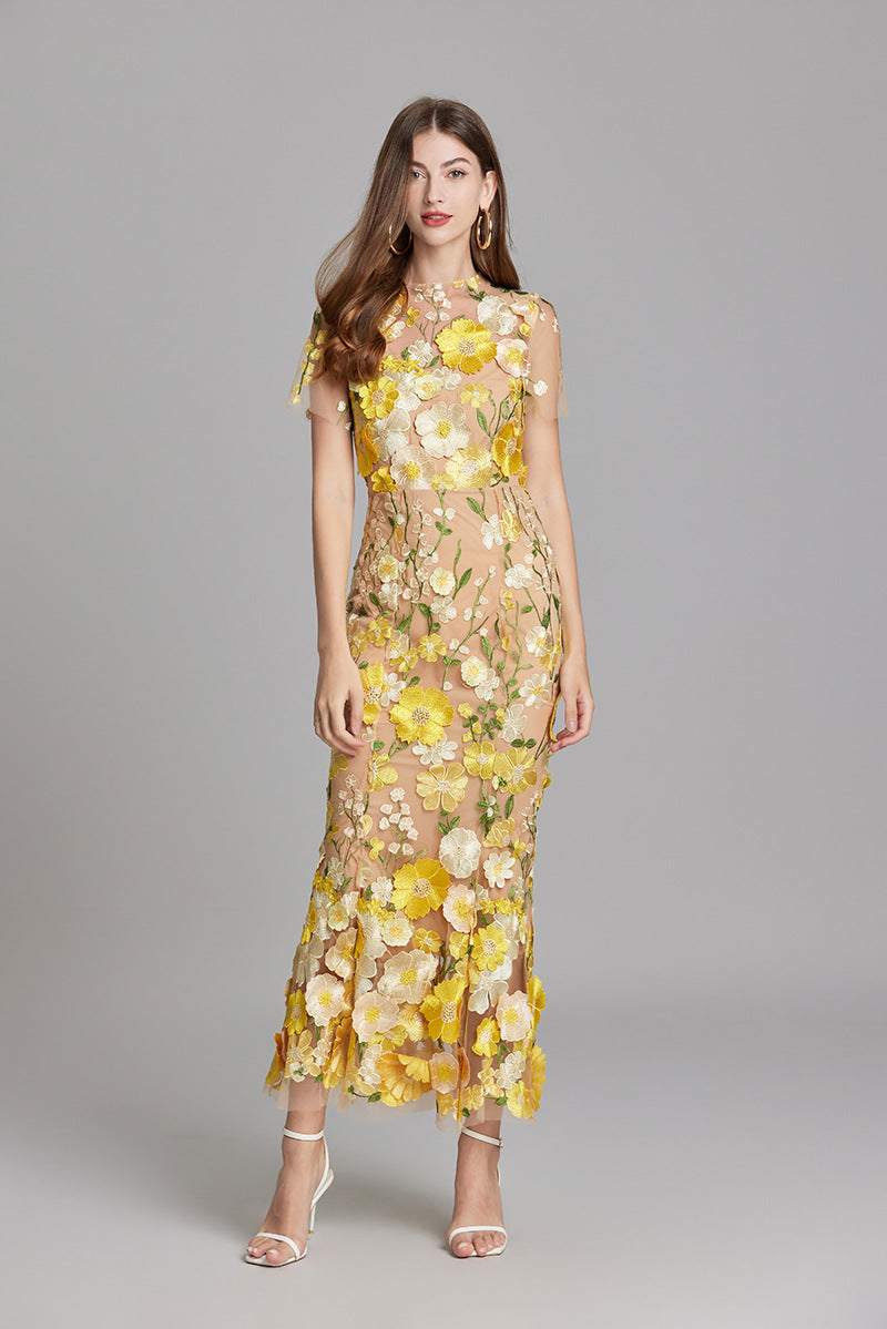 Women's Midi Dress Floral Detail V-Neck Short Sleeve