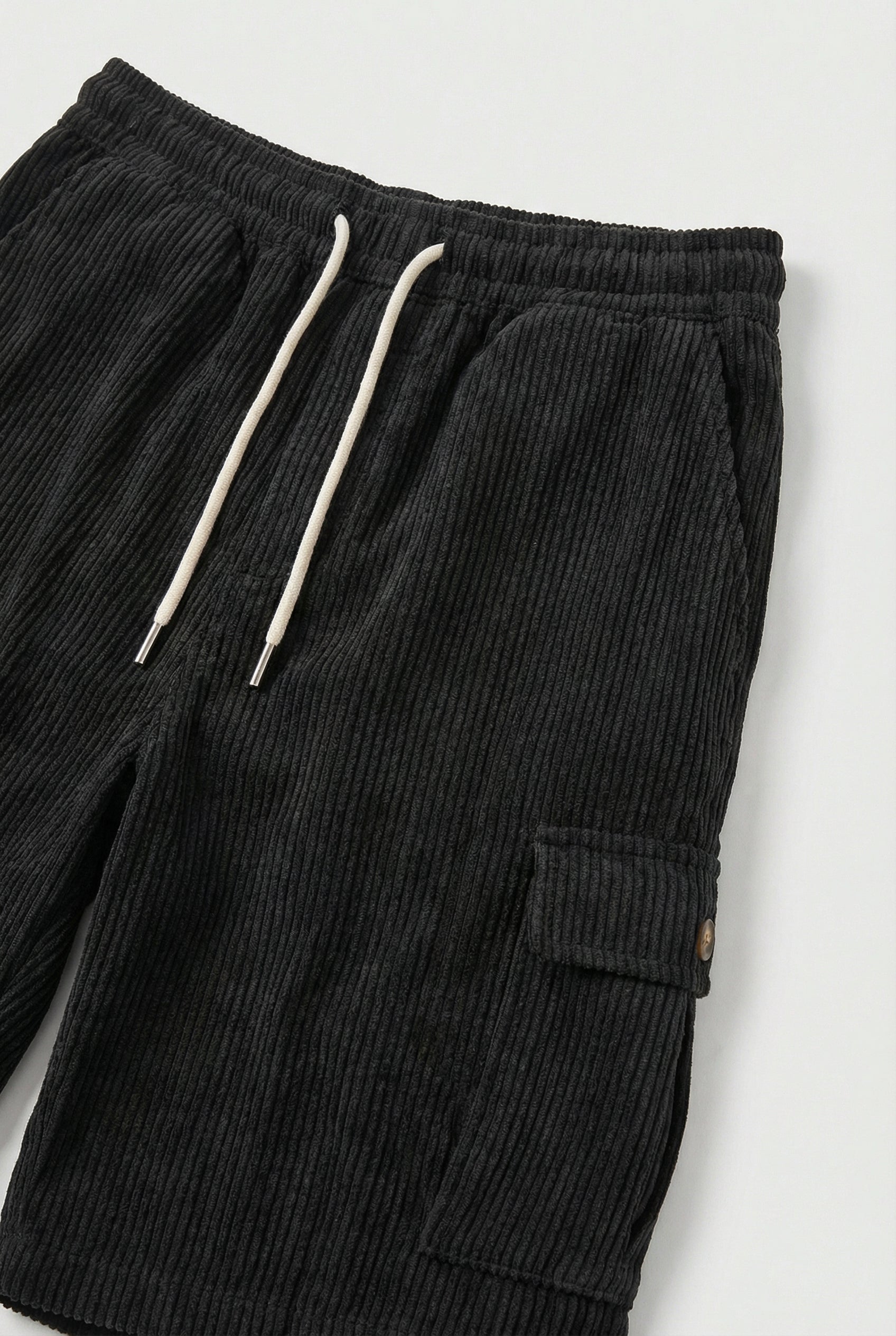 Men's Shorts Casual With Tooling Detailing